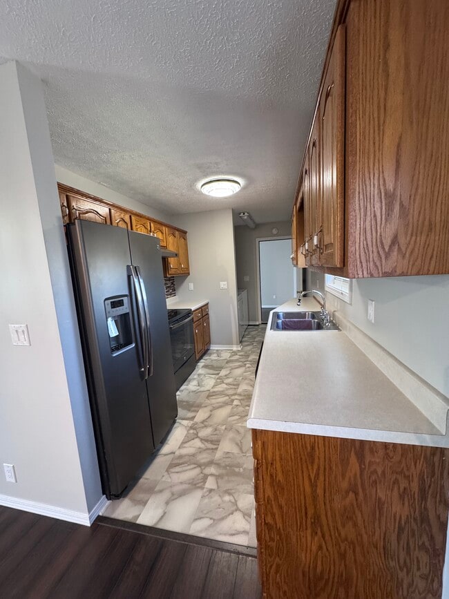 Building Photo - 45 Pippin Rd