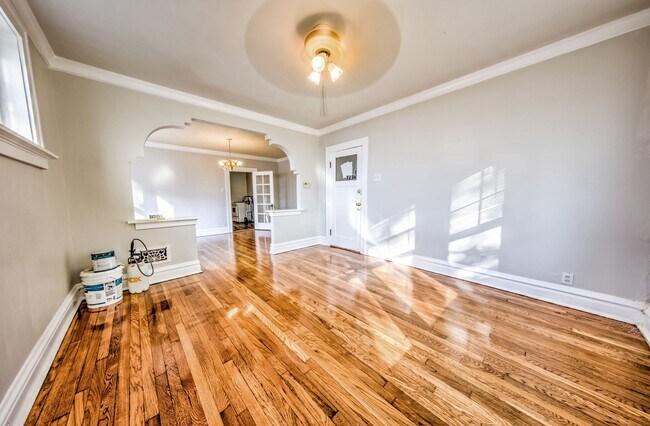 Foto del edificio - 3931 Parker Ave