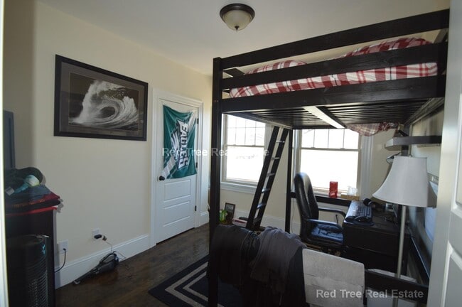 Building Photo - 29 Commonwealth Ter