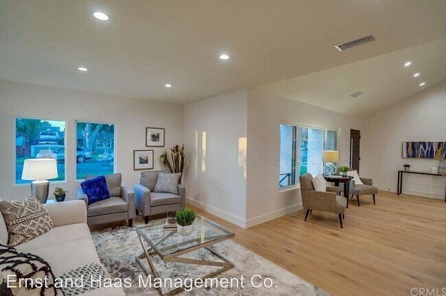 Building Photo - 3 br, 3 bath House - 5408 Abbeyfield St.