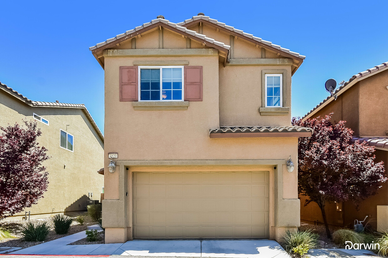 Foto principal - 4520 Brittany Village Ct