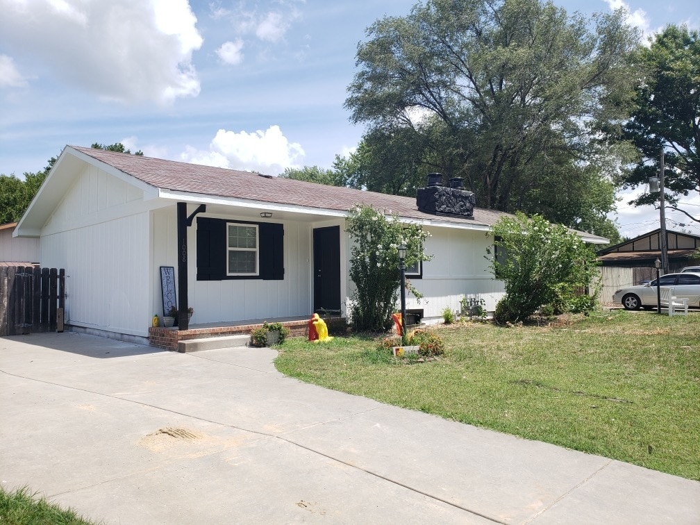 1008 W Clyde St, Andover, KS 67002 Townhome Rentals in Andover KS