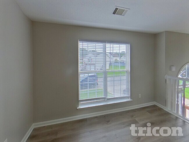 Building Photo - 5741 Amerson Ln