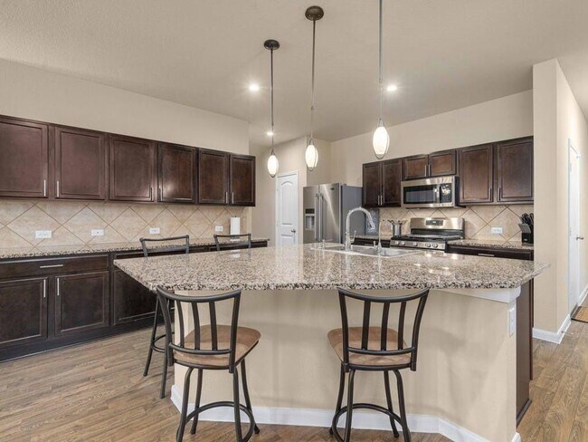 Building Photo - Beautiful Four Bedroom Home on Corner Lot ...