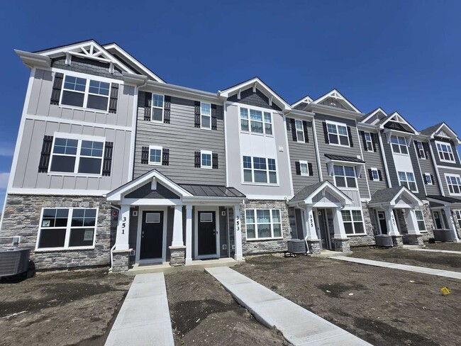 Foto del edificio - 351 Bridgeview Ct
