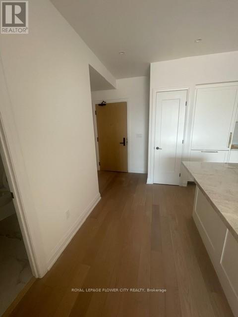 Photo du bâtiment - 505-505 Glencairn Ave