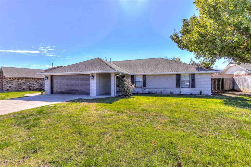 Primary Photo - 7210 NW Willow Creek Dr
