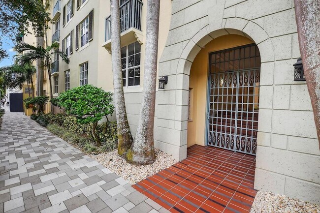 Foto del edificio - 630 S Sapodilla Ave