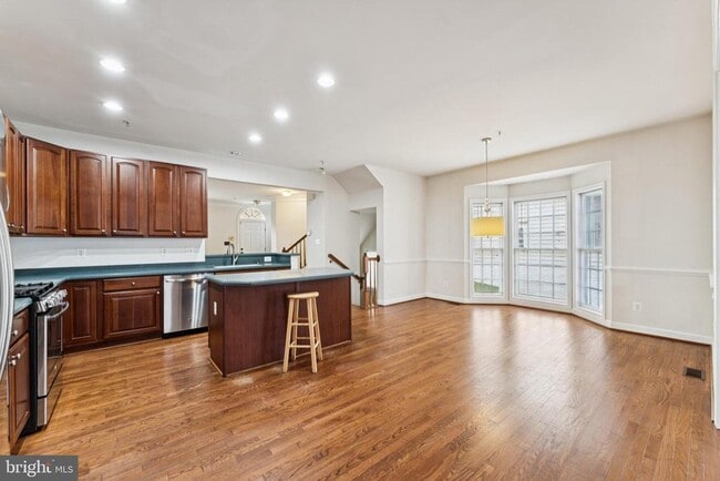 Building Photo - 12423 Falconbridge Dr