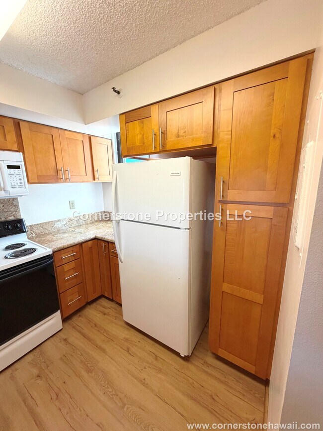 Foto del edificio - 990 Ala Nanala St