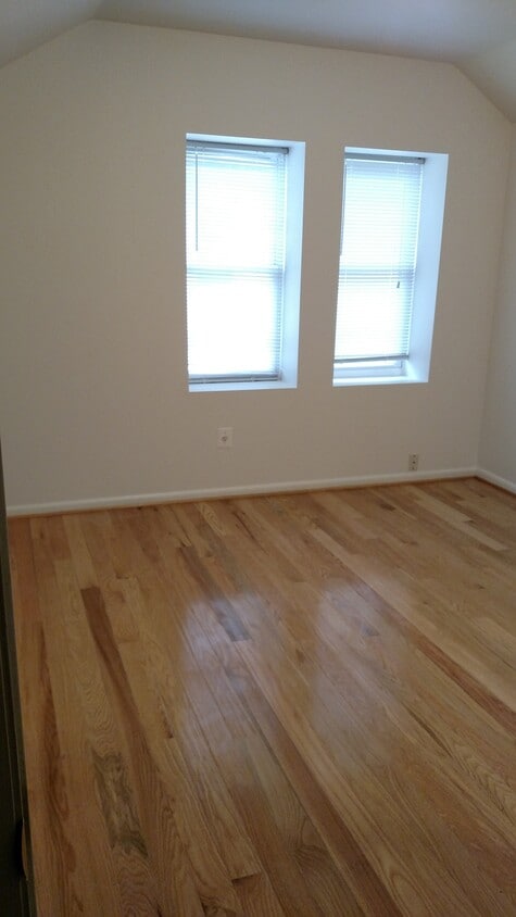Sunny Bedroom with hardwood floors - 2509 10th St NE (Washington, DC)