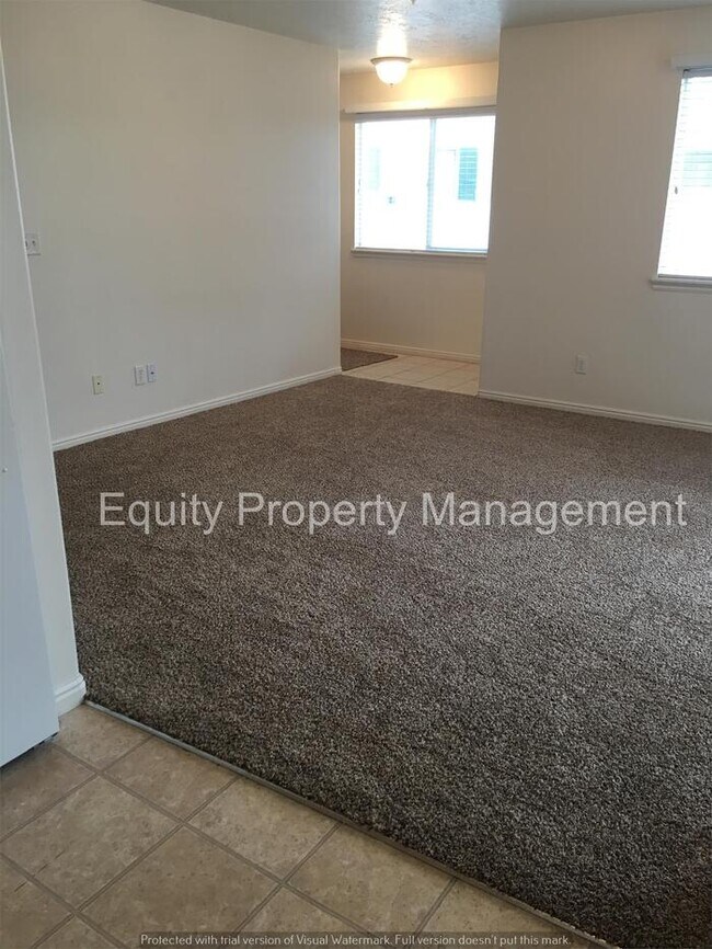 Foto del edificio - 3 Bedroom home in Midvale