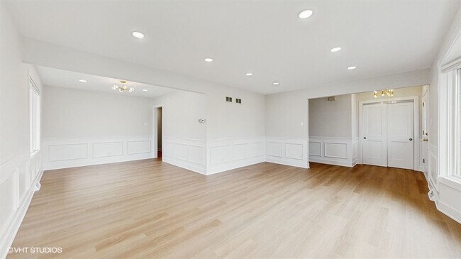 Foto del edificio - 15405 Tulip Ct