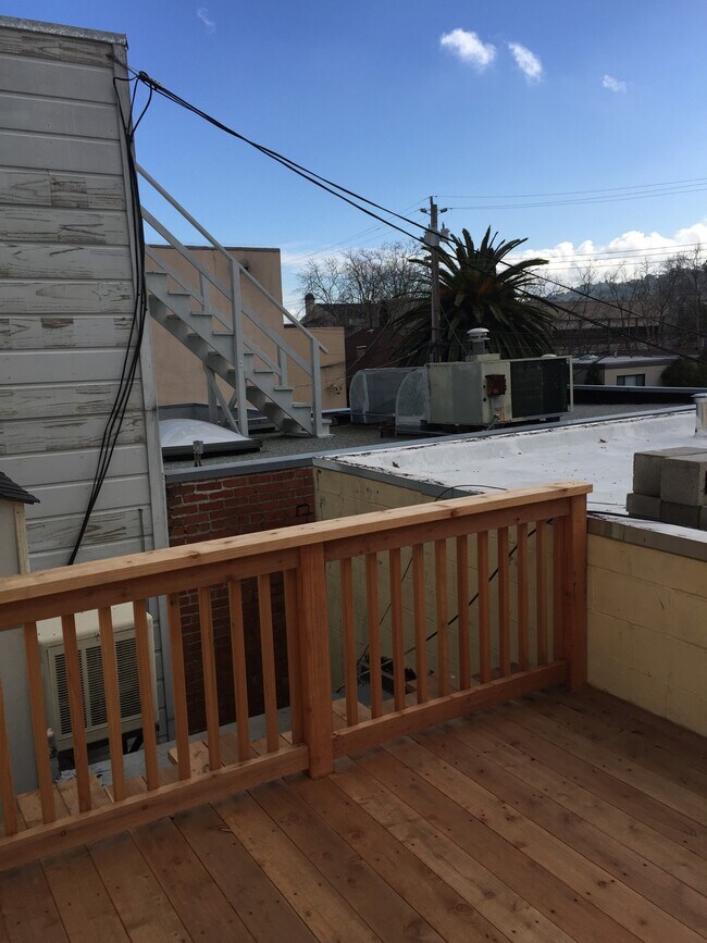 Foto del edificio - 1541 4th St