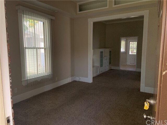 Foto del edificio - 312 E G St