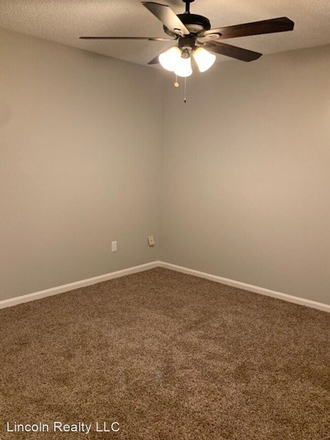 Foto del edificio - 2 br, 2 bath House - 2098 S. Sherwood Drive B