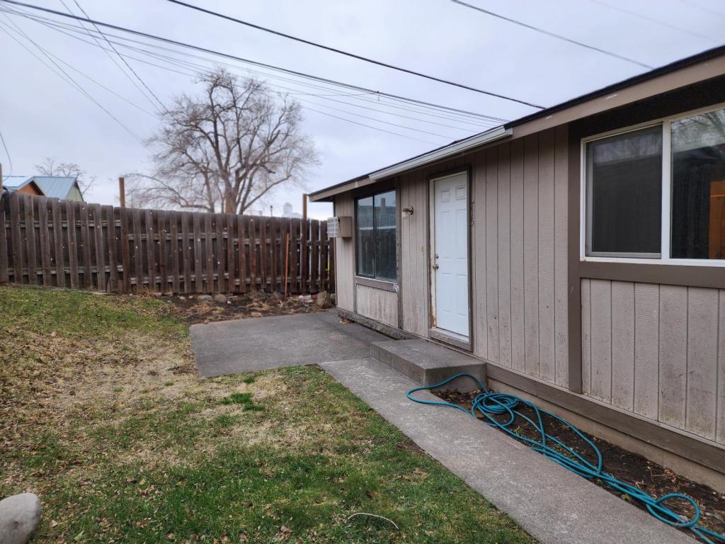 715 SE 7th St, Pendleton, OR 97801 House Rental in Pendleton, OR