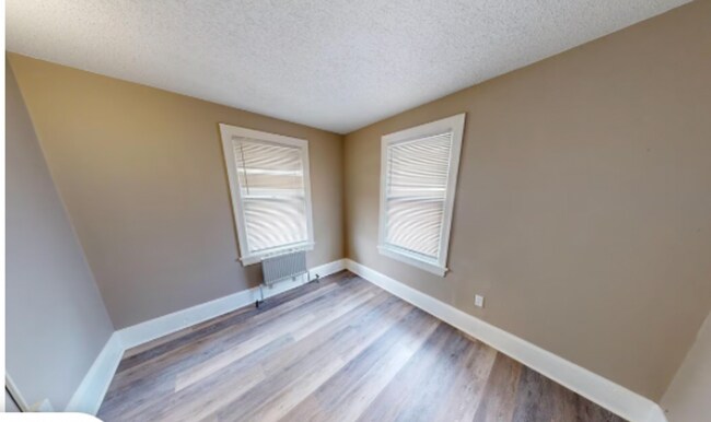 Foto del edificio - Renovated Twin Home Now Available for Immediate Move In