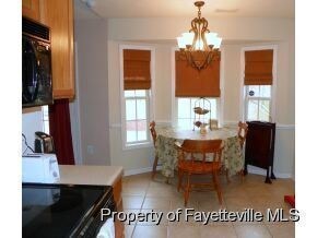 Foto del edificio - 3 br, 2 bath House - 3211 Burton Drive