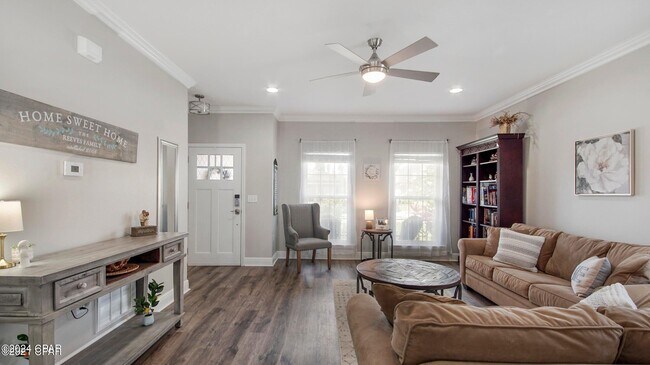 Building Photo - 1506 Wateroak Dr