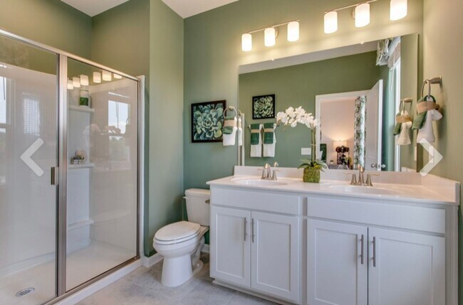Foto del edificio - 3 Bedroom and 3 Full Baths