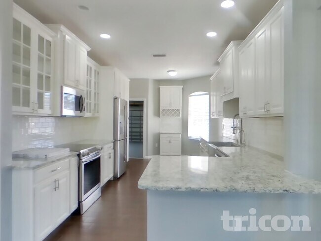 Foto del edificio - 2678 Mather Ln