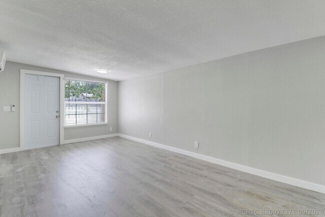 Foto del edificio - 711 4th Ave S