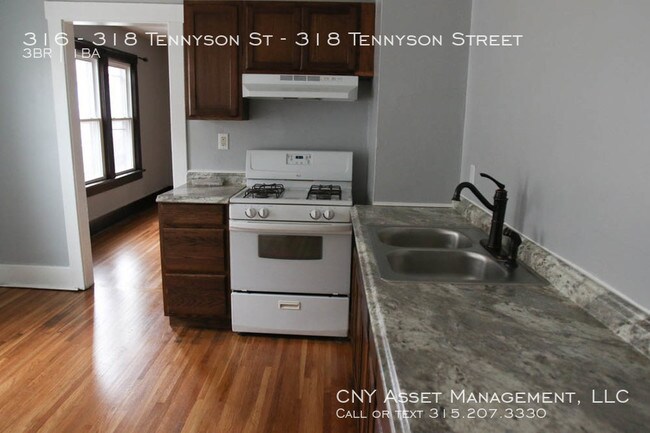 Building Photo - 316 Tennyson Ave