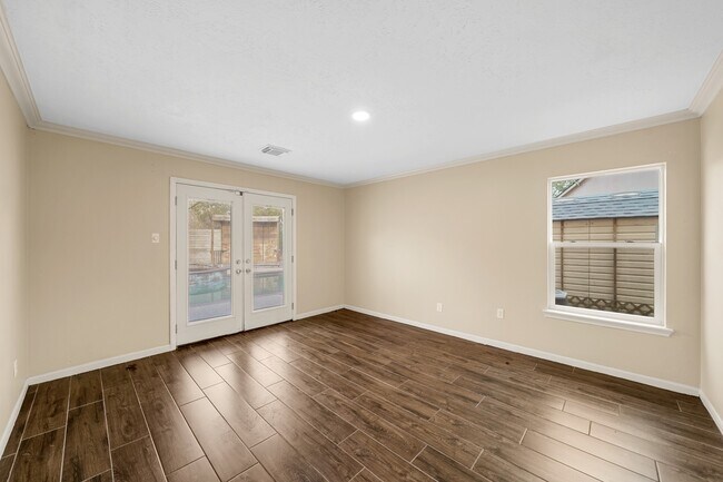 Foto del edificio - 2602 Cloverfield Ct