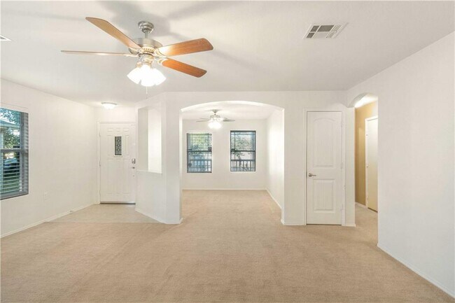 Building Photo - 7113 Cayenne Ln