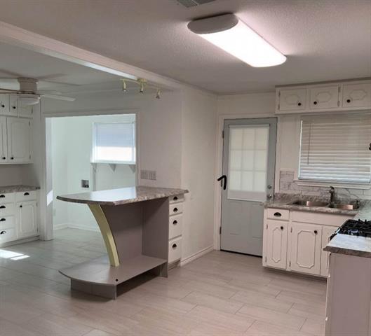 Foto del edificio - 6513 Greenway Rd