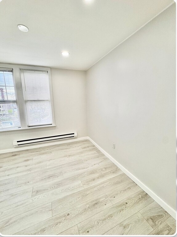 Foto del edificio - 739 Parker St