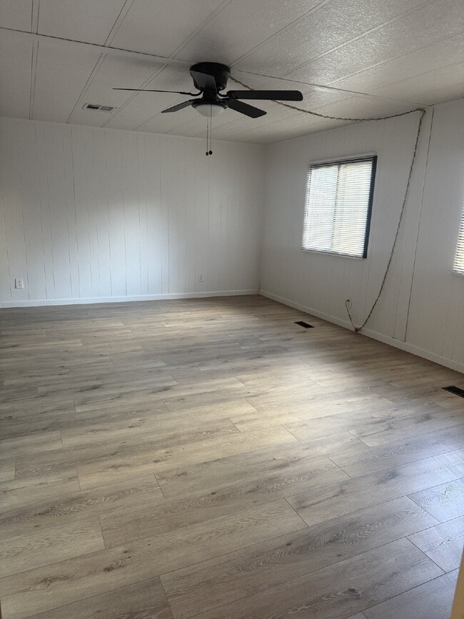 Foto del edificio - 1251 N 22nd Cir