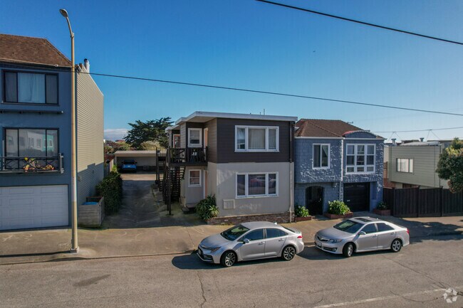 Primary Photo - 3631 Judah St