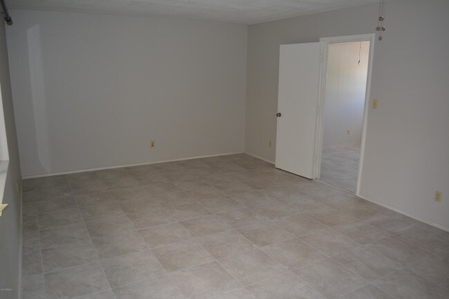 Foto del edificio - 7813 E Diamond St