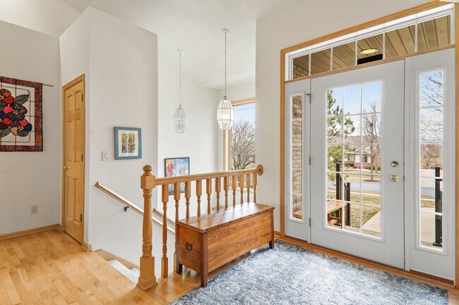 Foto del edificio - 9621 Shadow Wood Dr