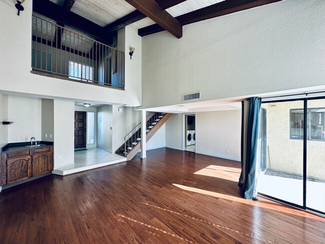Foto del edificio - 5726 N 10th St