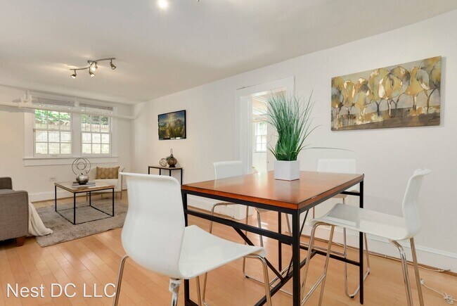 Foto del edificio - 3001 Porter St NW