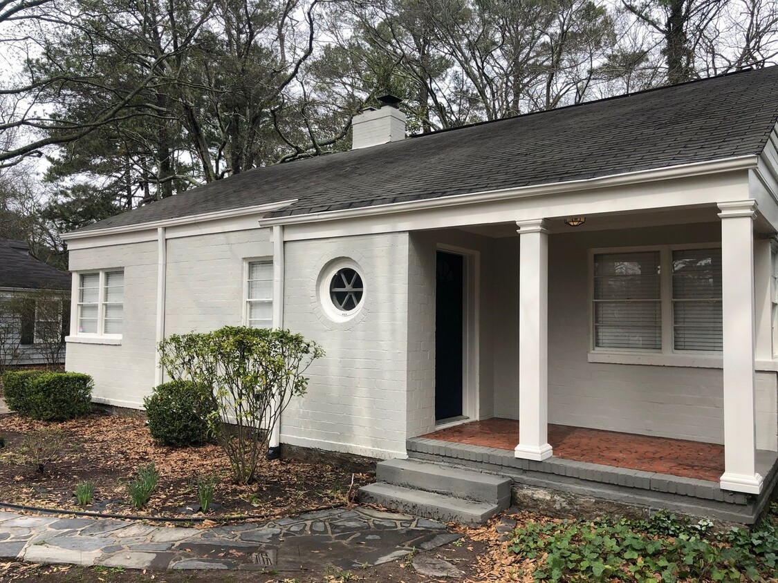 Primary Photo - Great Emory Area Rental