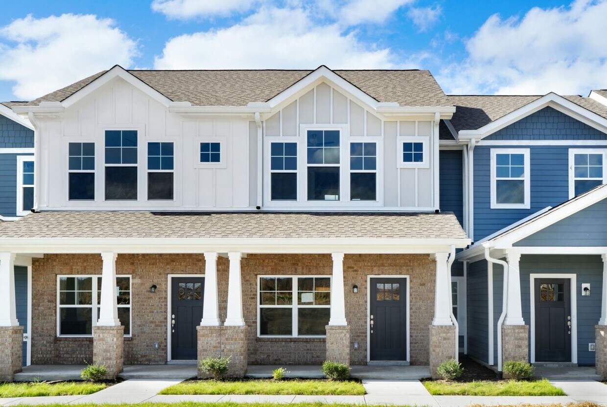 Primary Photo - 921 Ashland Pl Dr