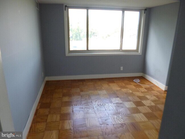 Foto del edificio - 4410 Oglethorpe St