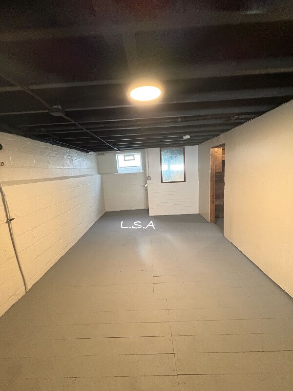 Foto del edificio - 18605 Maple Heights Blvd