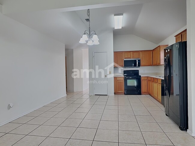 Building Photo - 7103 George Finger Rd