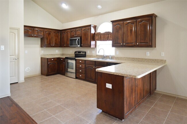 Building Photo - 3304 Stonecrop Trail