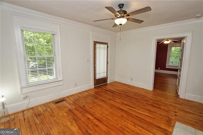 Foto del edificio - 2874 Burden St NW