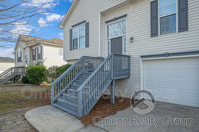 Building Photo - 2820 Dotti Dr
