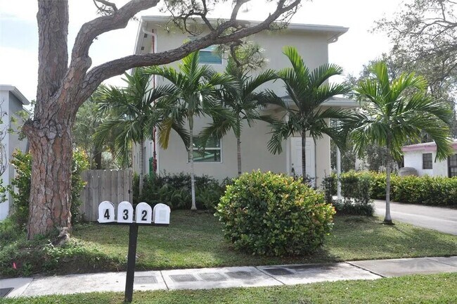 Foto del edificio - 1216 NW 6th Ct
