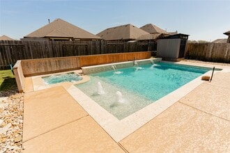 Building Photo - 2703 Osprey Ln