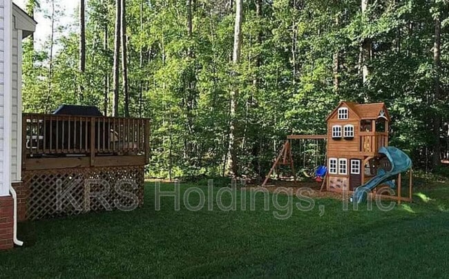 Building Photo - 13302 Beacon Hill Way
