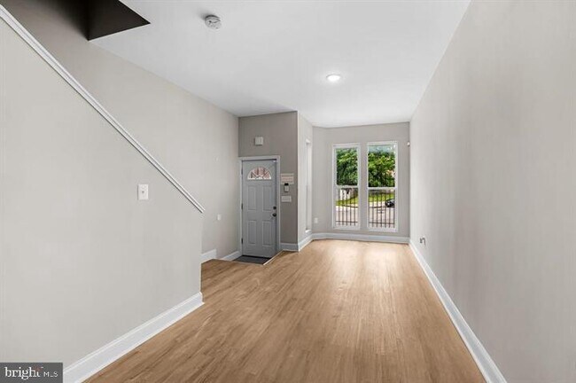 Foto del edificio - 1605 Clifton Ave